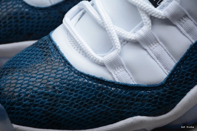 CD6846-102 11 Snakeskin Air Jordan Navy Low Blue 0714